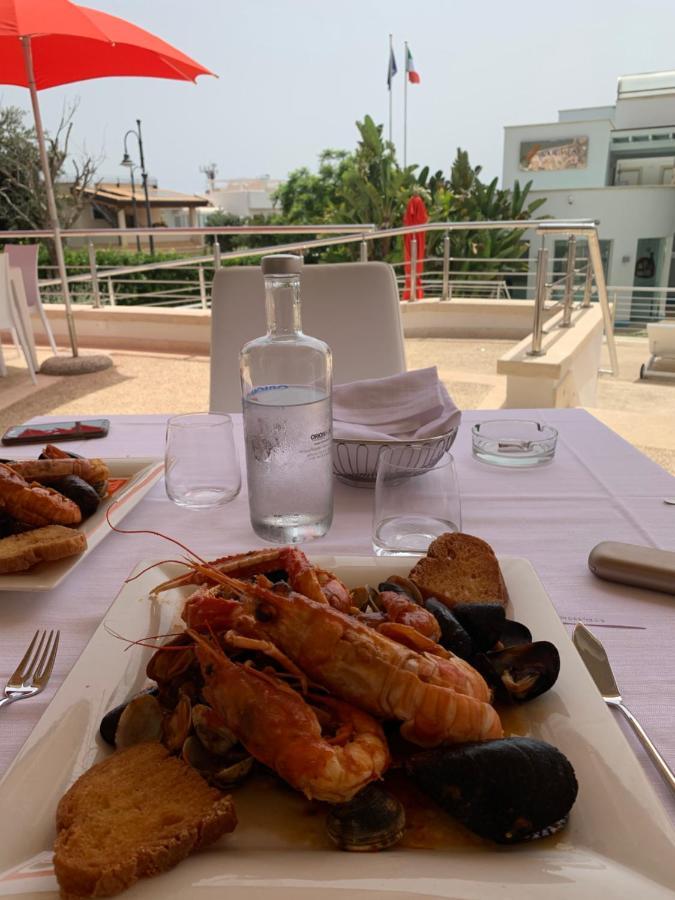 Ganimede Hotel Sperlonga Exterior photo