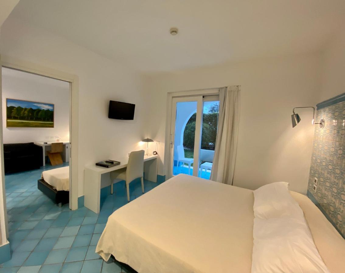 Ganimede Hotel Sperlonga Exterior photo
