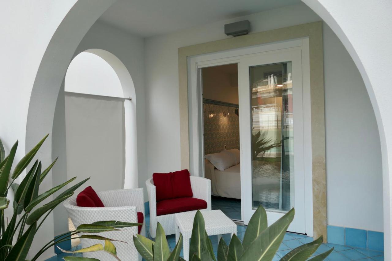 Ganimede Hotel Sperlonga Exterior photo