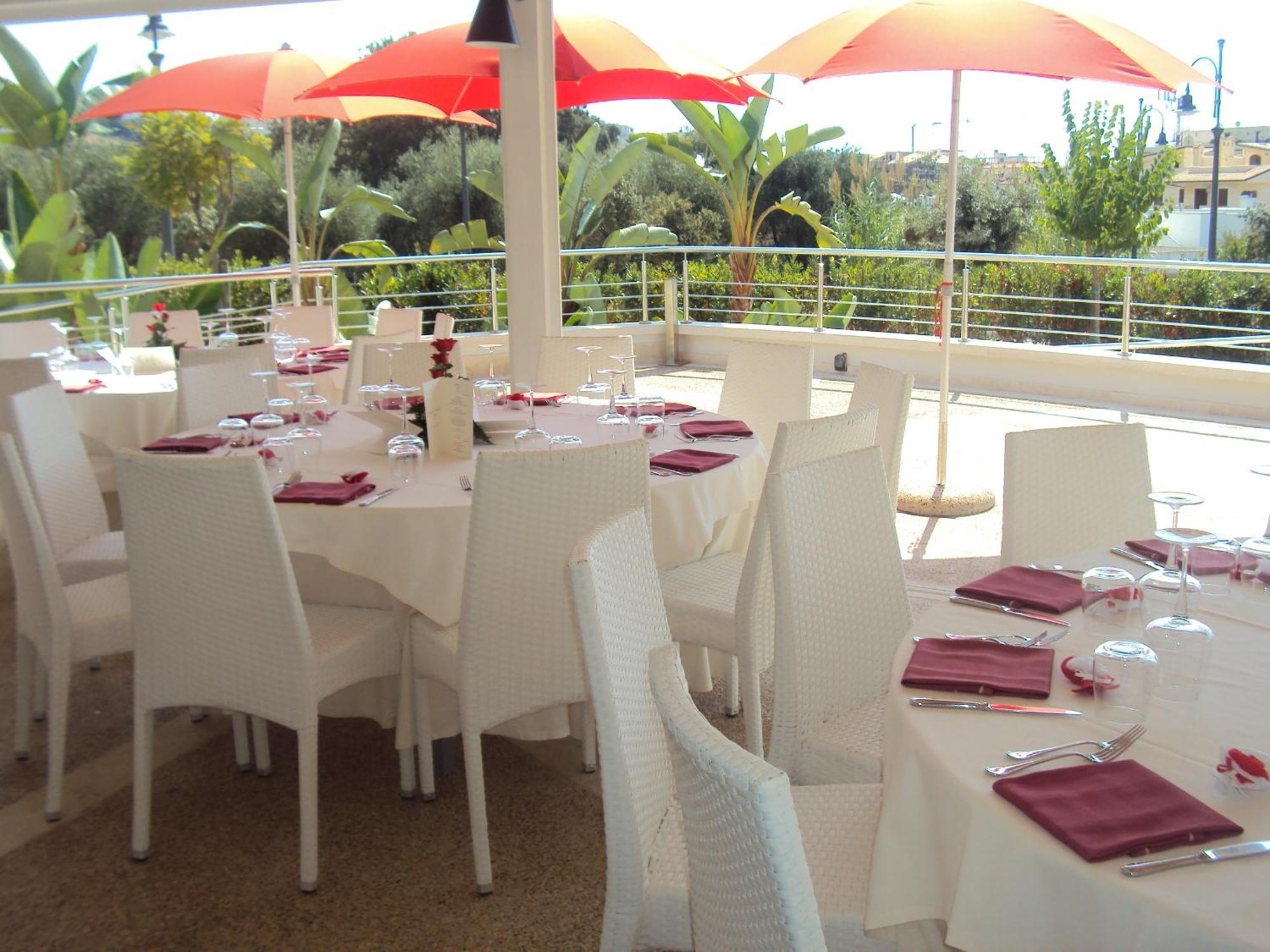 Ganimede Hotel Sperlonga Exterior photo